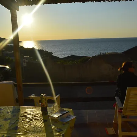 بيت للعطل Meerblick Und Sonnenuntergaenge La Ciaccia